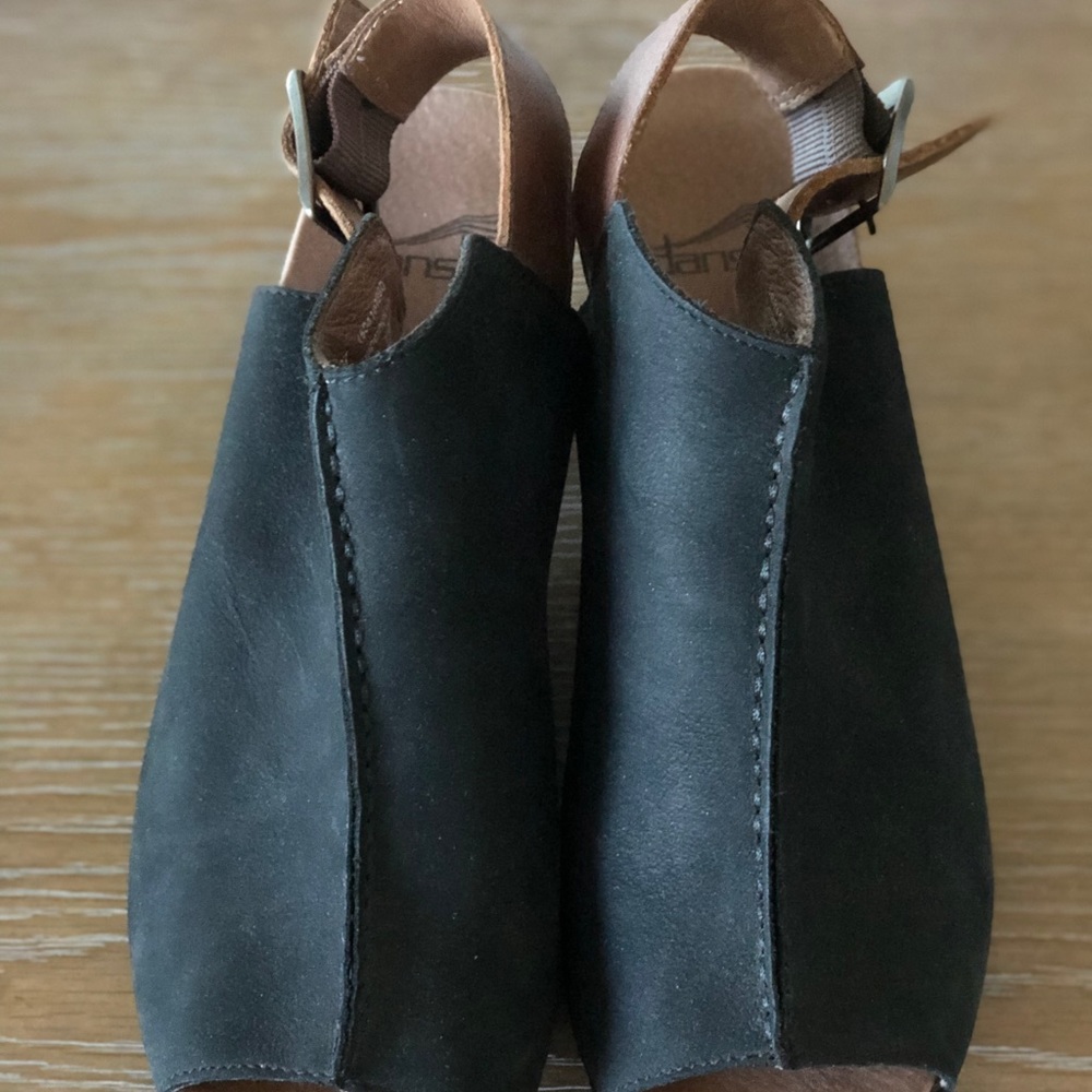 Dansko black sandals 37